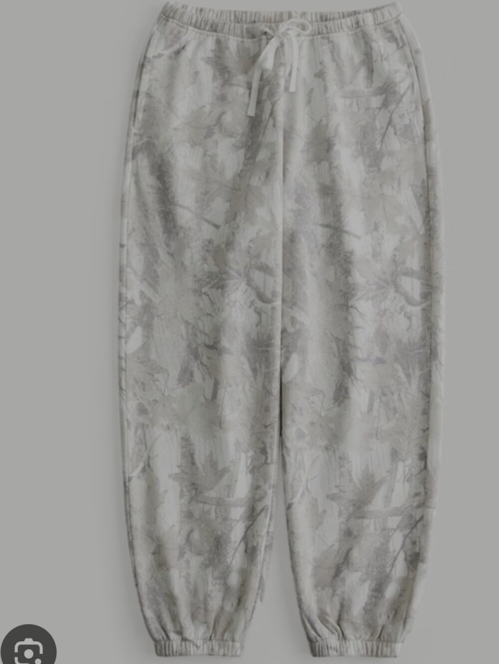 HOLLISTER - FEEL GOOD BAGGY FLEECE JOGGERS (CAMO)